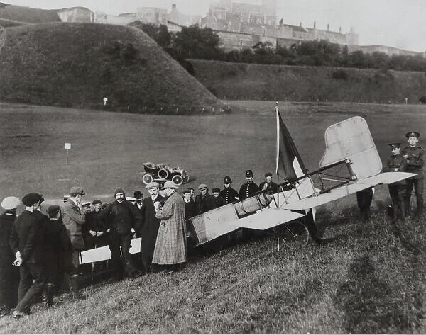  Northfall meadow behind Dover Castle